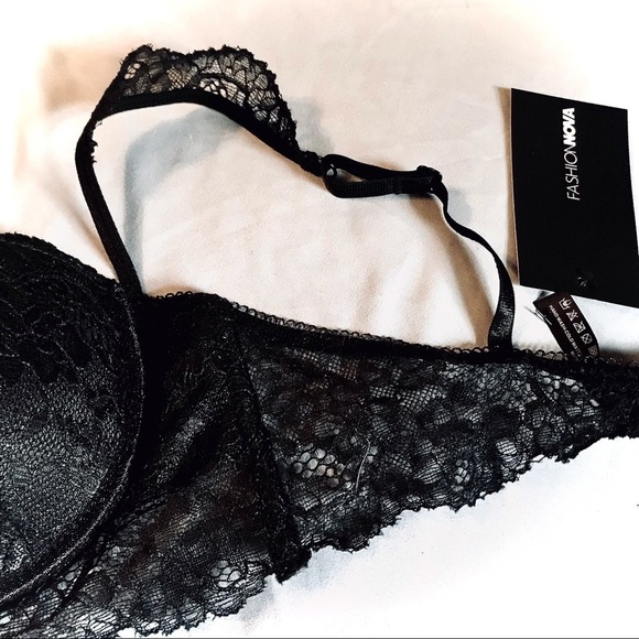 BRAND New “Romantic Nights Lace” Push Up Bra - Picture 2 of 4